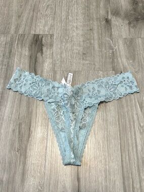VICTORIA SECRET | NWT Light Blue Lace Thong Panty